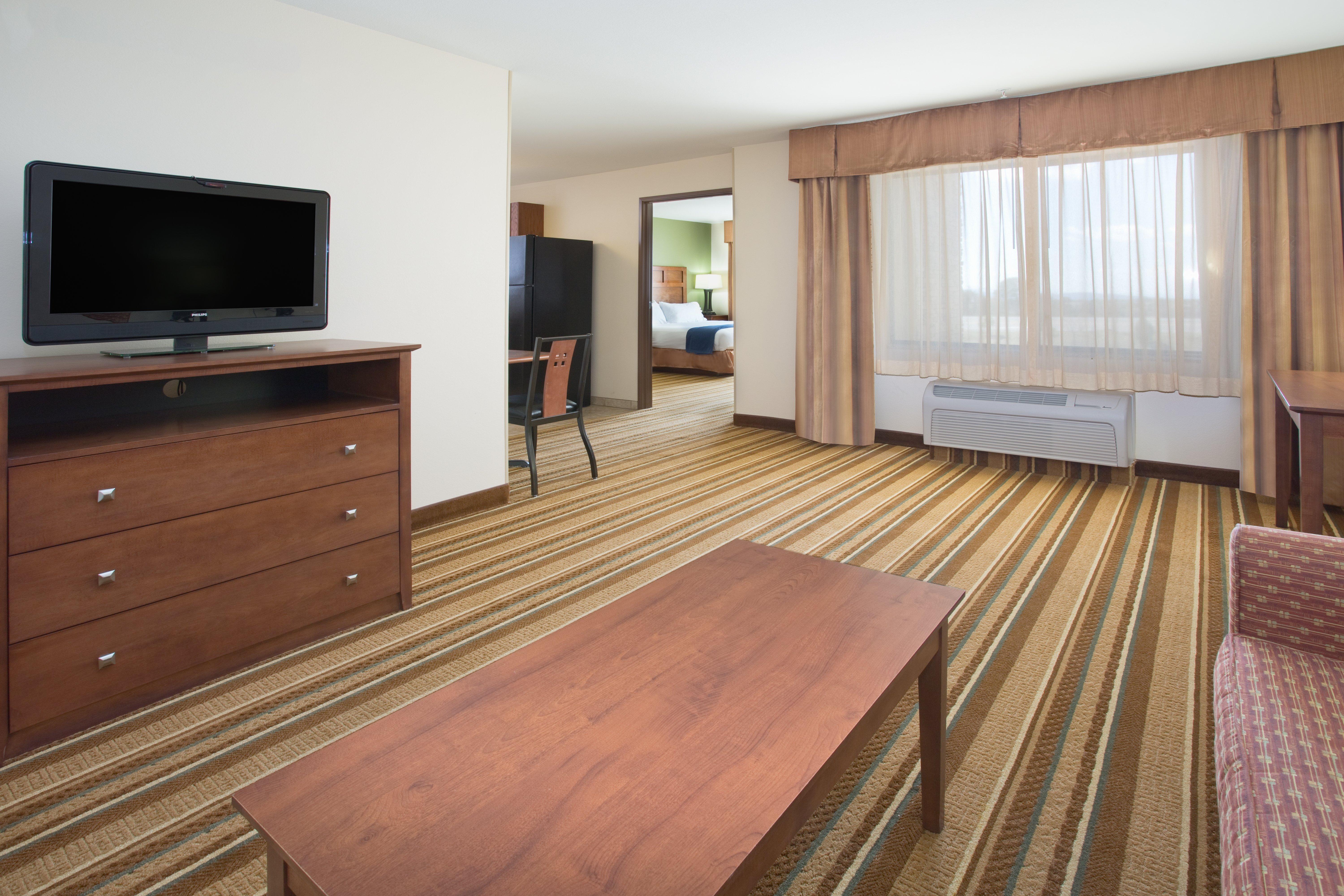 Express And Alamos Entrada Park By Ihg Hotel 3*