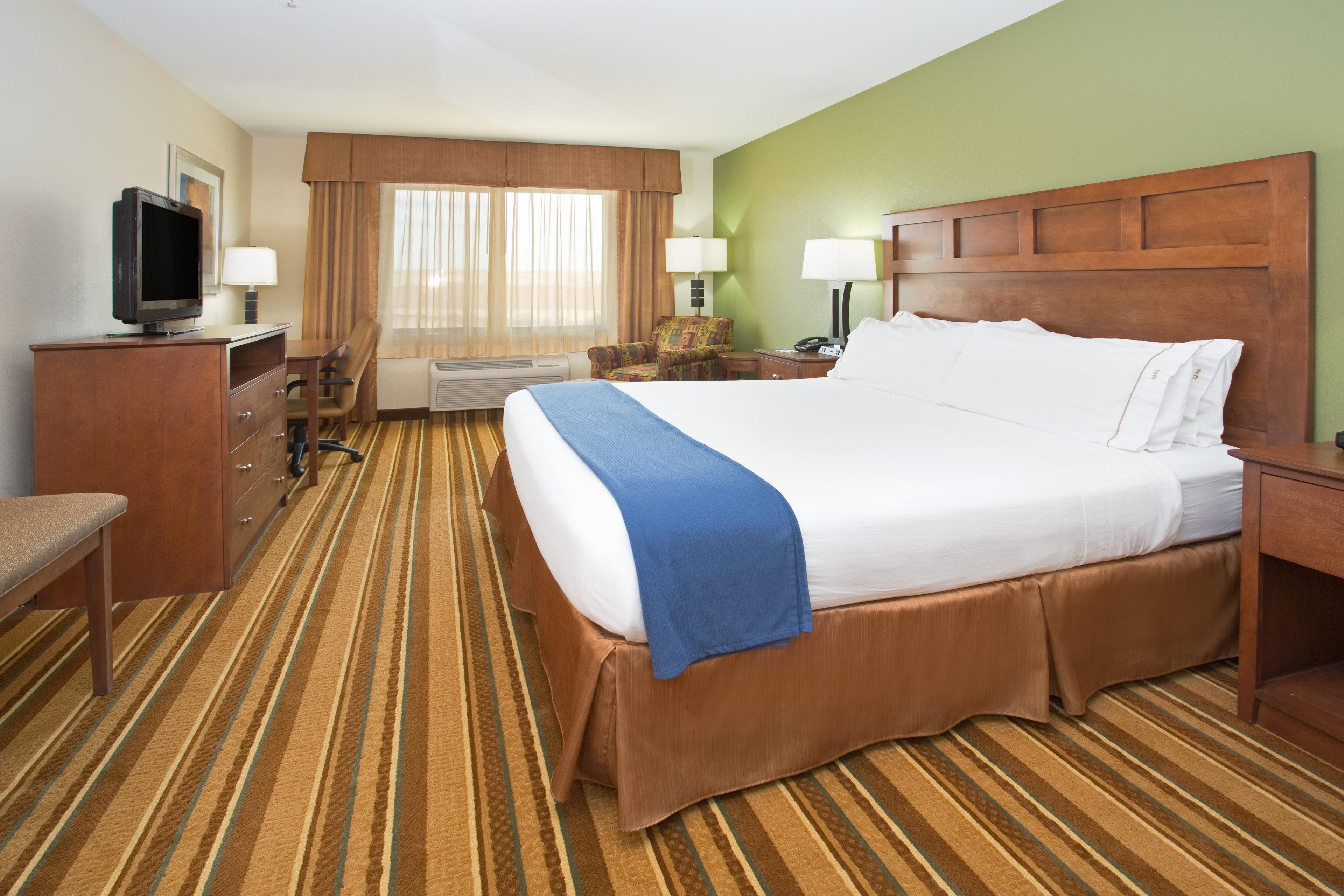 Hotel Express And Alamos Entrada Park By Ihg 3*