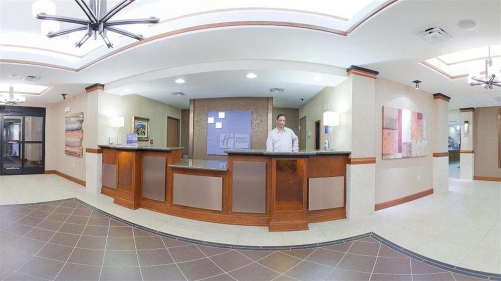 Hotel Express And Alamos Entrada Park By Ihg Los Alamos